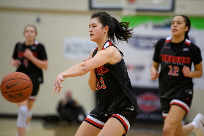 2023-4-2-WAVOR-Girls-GAME-2408-NR-clear